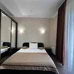 курортний золота Hotel 3*