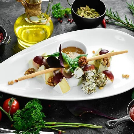 Hotel курортний золота 3*