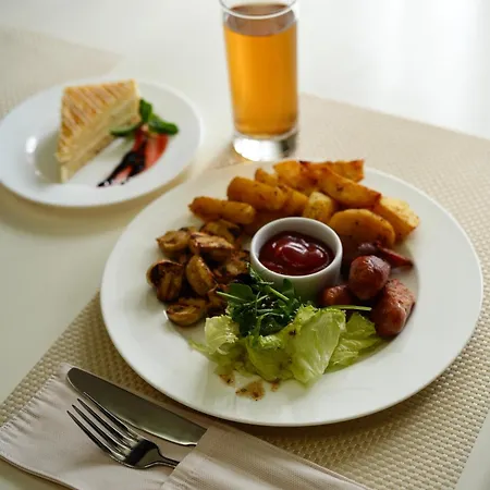 Hotel курортний золота 3*