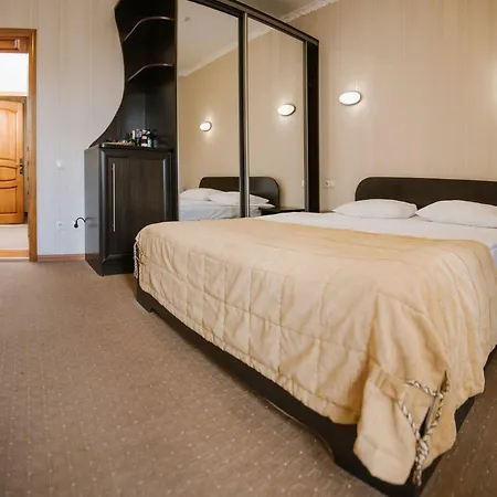 курортний золота Hotel Truskavets