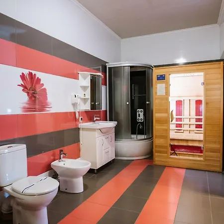 курортний золота 3*