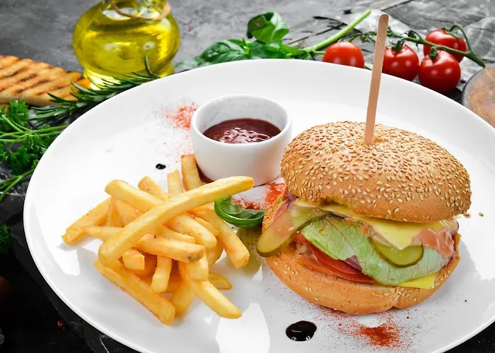 курортний золота 酒店