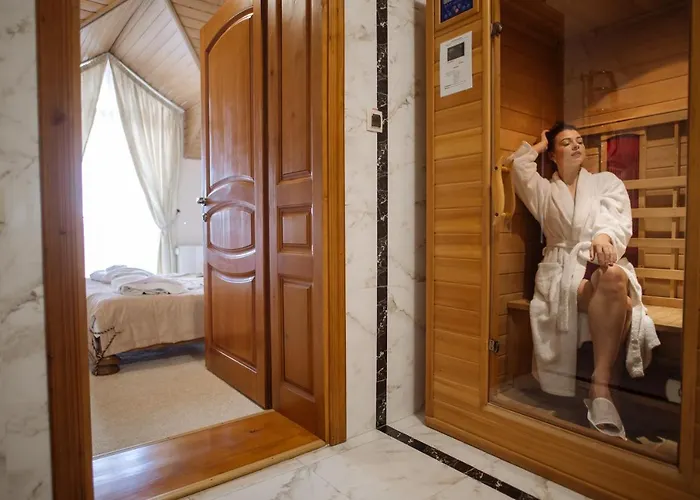 курортний золота 酒店 特鲁斯卡韦茨