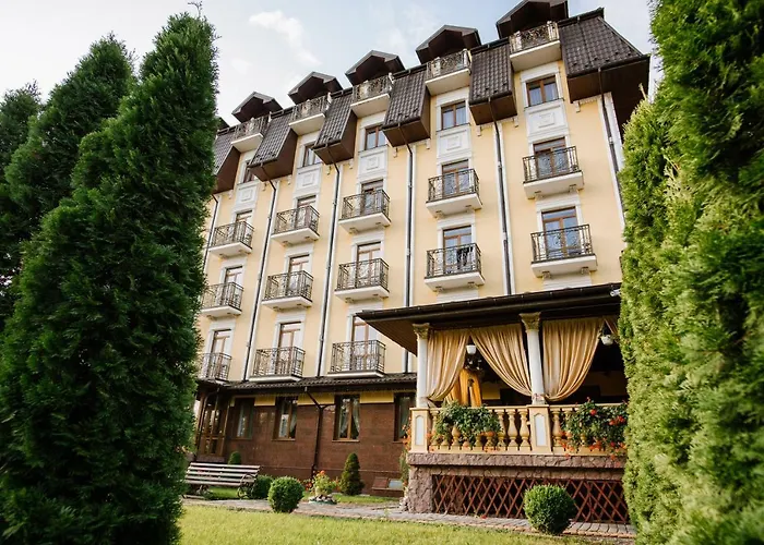 酒店 курортний золота 特鲁斯卡韦茨