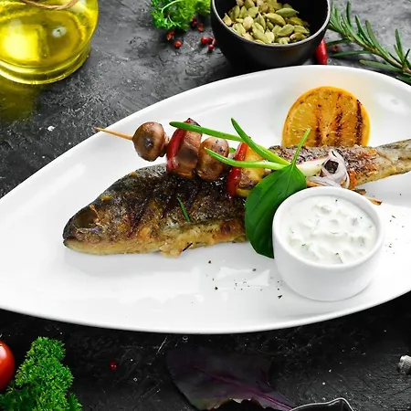 курортний золота מלון