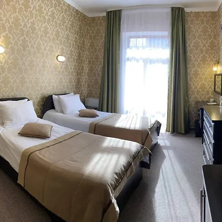 курортний золота מלון 3*